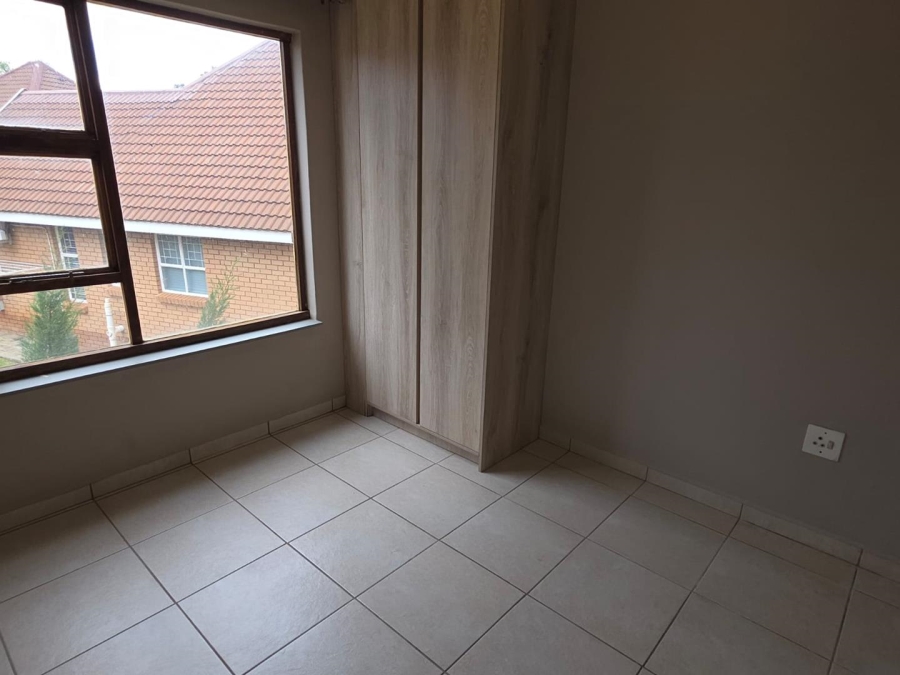 To Let 3 Bedroom Property for Rent in Langenhovenpark Free State